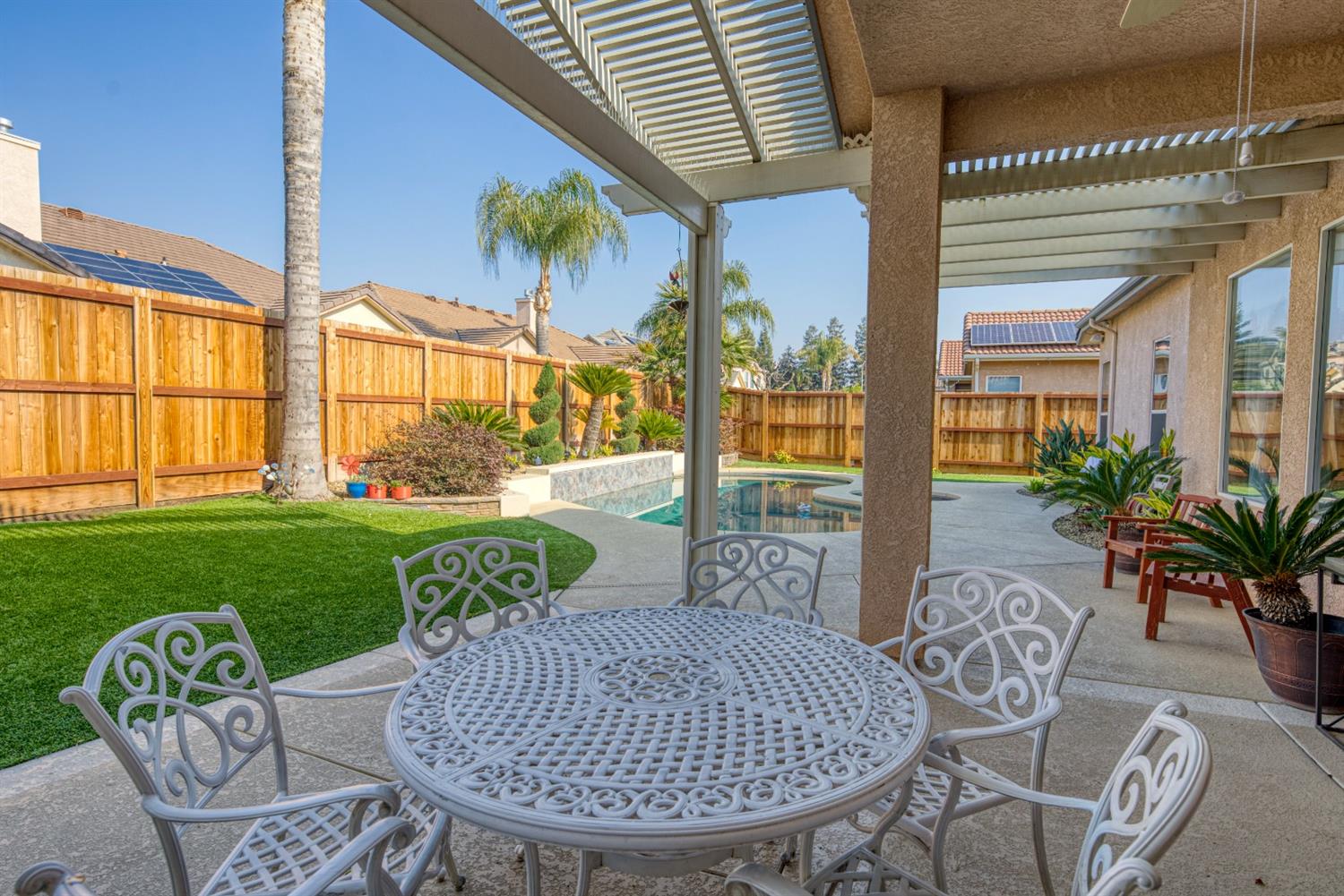 143 West Bedford Avenue Clovis, CA 93611 - Photo 47 of 55