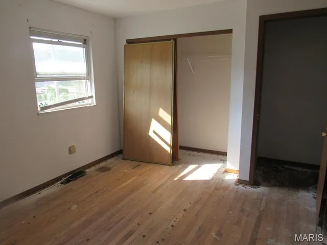 $96,000 | 11565 Mehl Avenue, Florissant, MO 63033