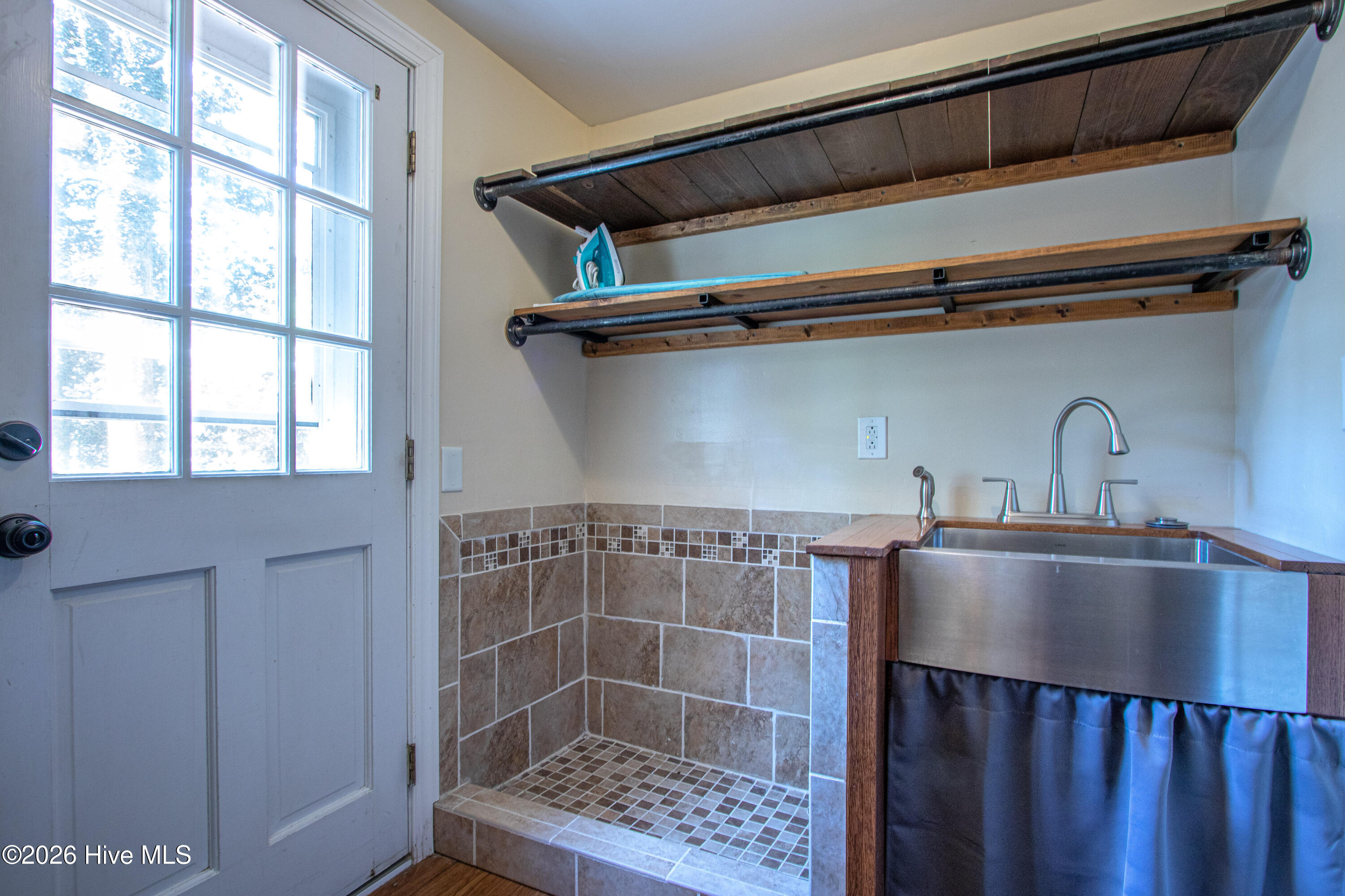 310 East Morganton Road Southern Pines, NC 28387 - Photo 19 of 37 Laundry2