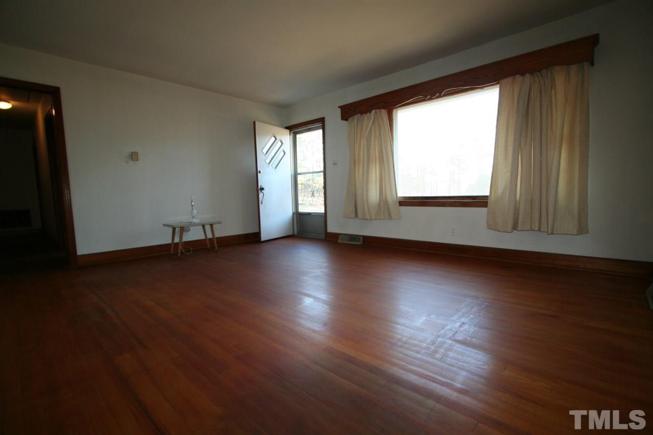 2910 Shady Grove Road Durham, NC 27703 - Photo 2 of 25 Gallery Image 2