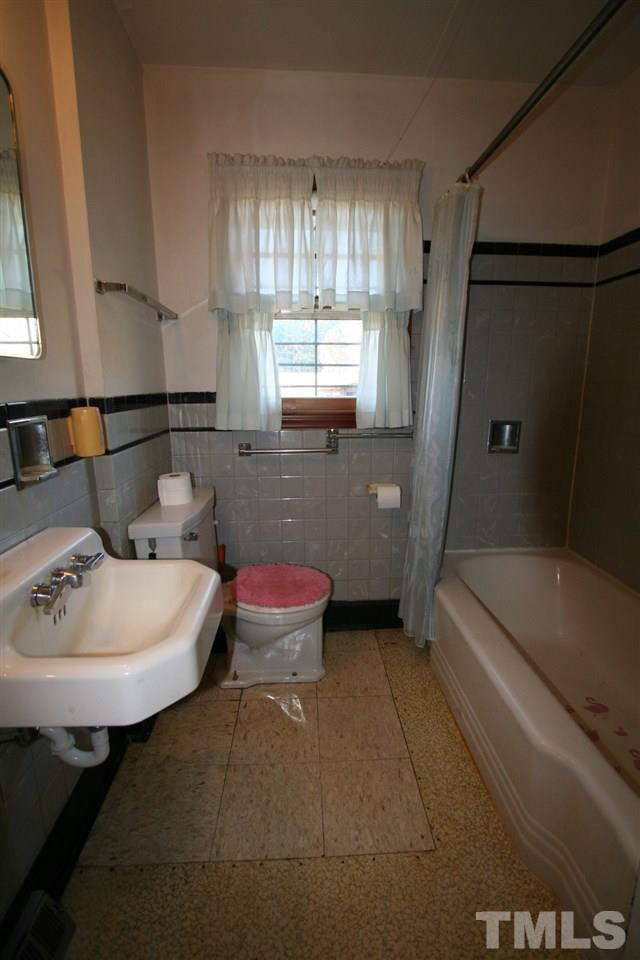 2910 Shady Grove Road Durham, NC 27703 - Photo 13 of 25 Gallery Image 13