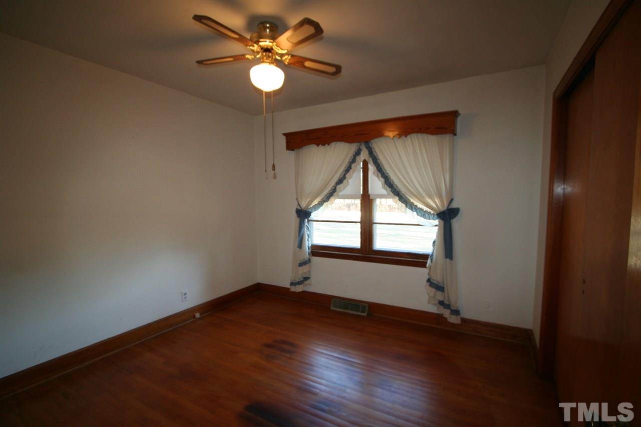 2910 Shady Grove Road Durham, NC 27703 - Photo 7 of 25 Gallery Image 7