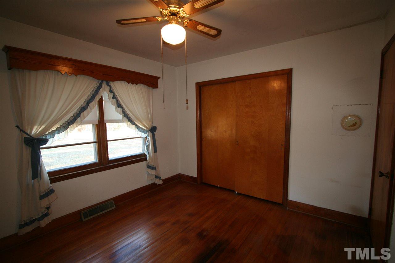 2910 Shady Grove Road Durham, NC 27703 - Photo 8 of 25 Gallery Image 8
