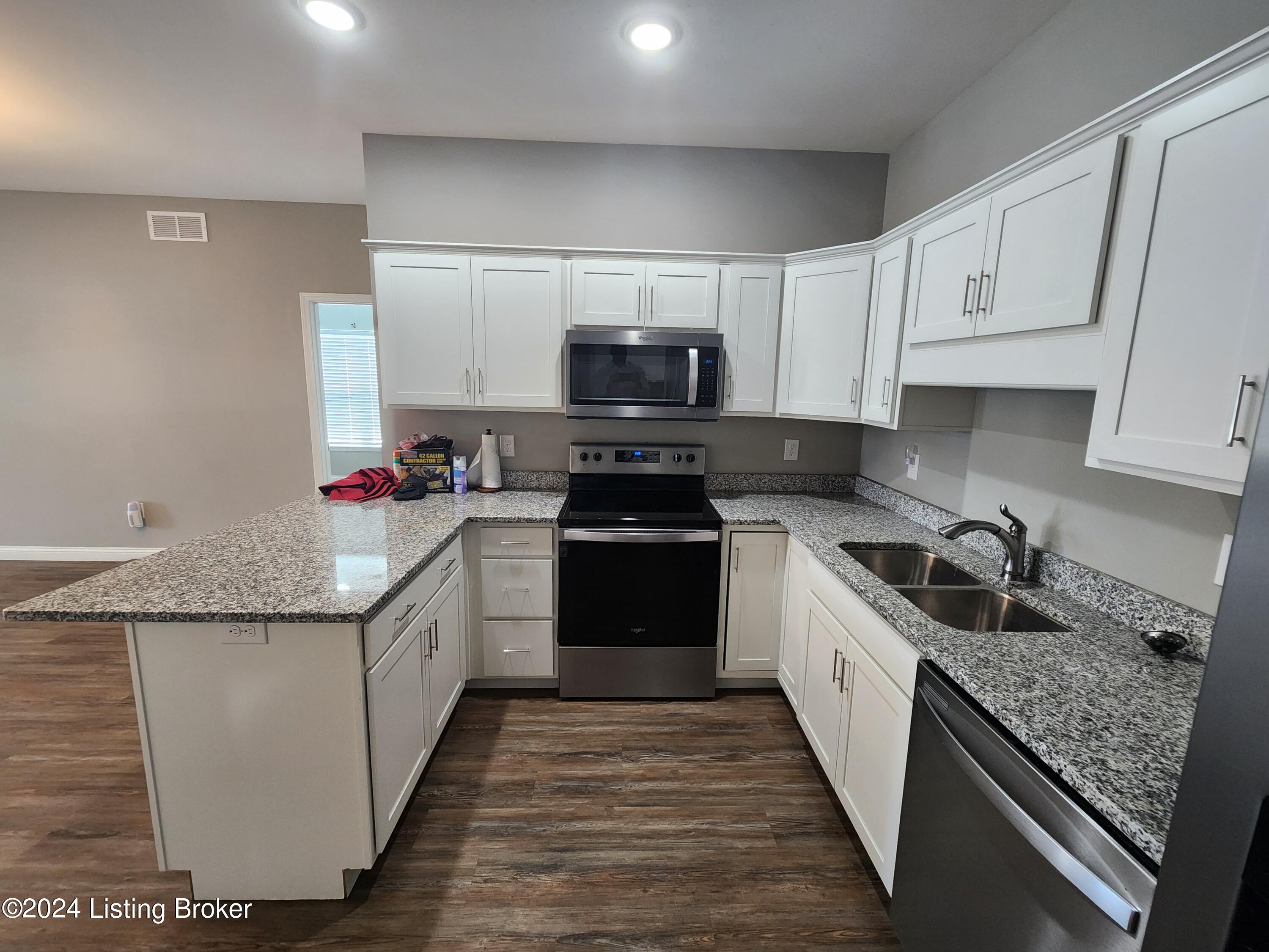 32 Hunters Ridge Drive Eminence, KY 40019 - Photo 7 of 23 20240505_152402