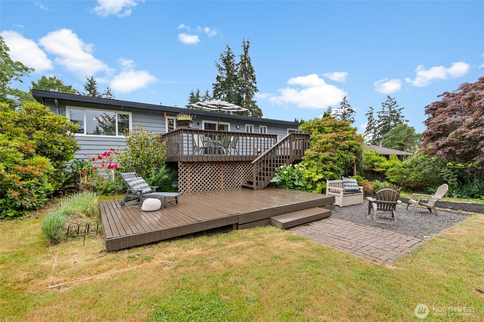 8707 Maple Lane Edmonds, WA 98026 - Photo 34 of 40