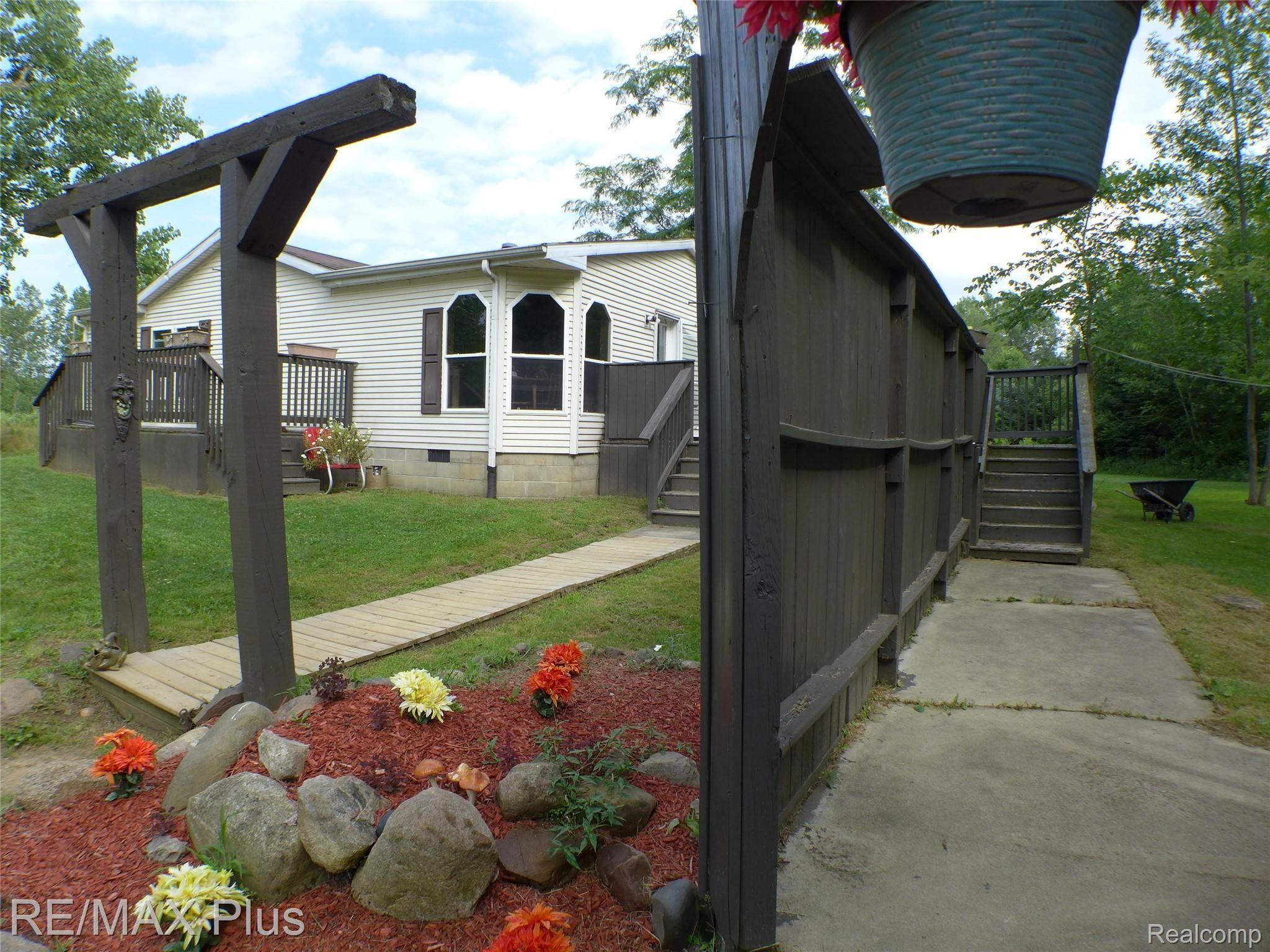 2561 Underwood Road Caro, MI 48723 - Photo 9 of 14 2561 Underwood 2019-07-19 008.JPG
