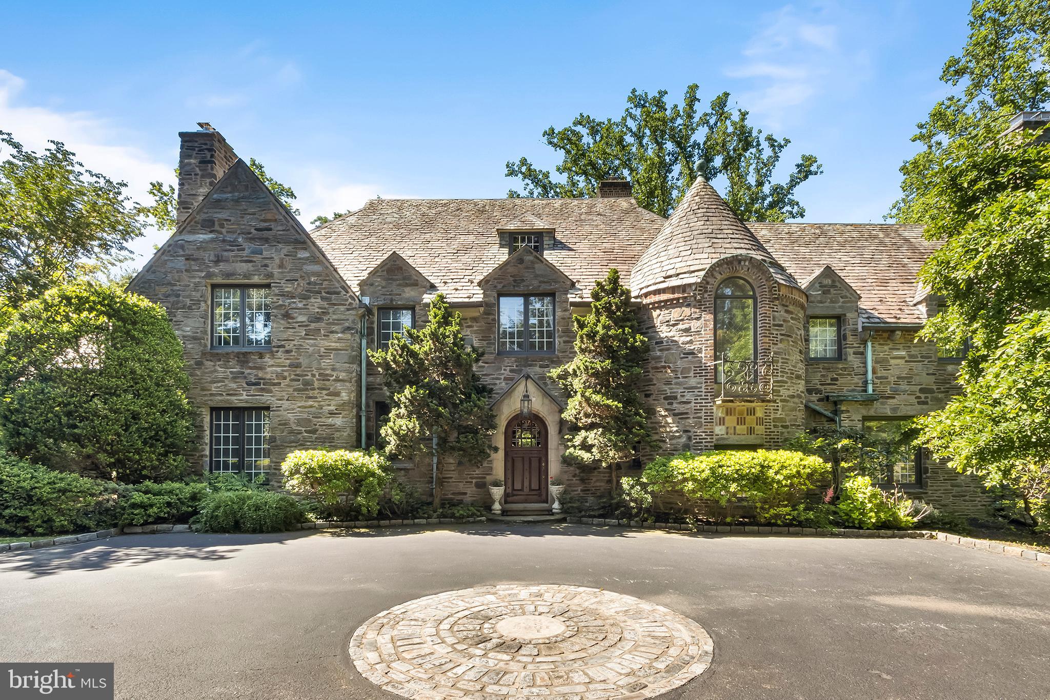 700 Merion Square Road Gladwyne, PA 19035 - Photo 1 of 68