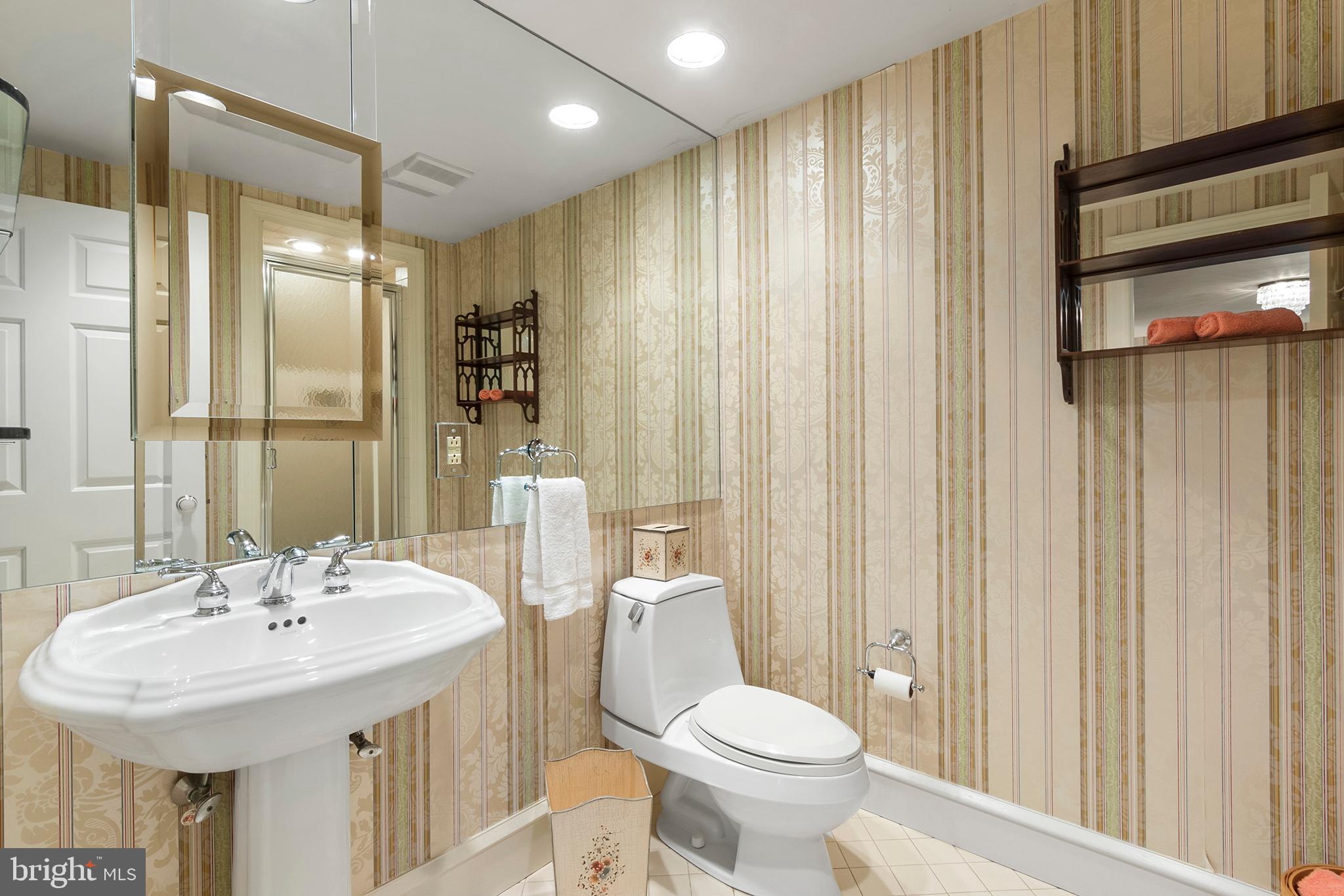 700 Merion Square Road Gladwyne, PA 19035 - Photo 51 of 68