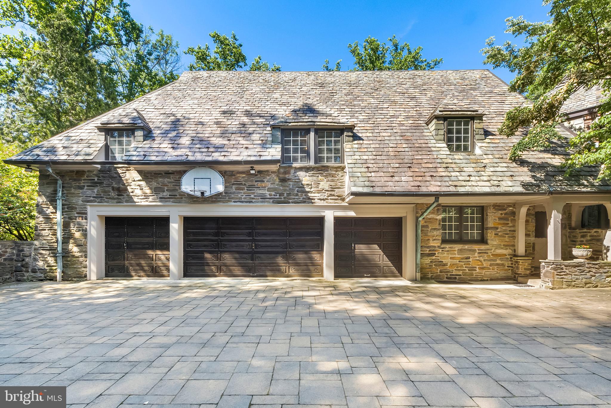 700 Merion Square Road Gladwyne, PA 19035 - Photo 9 of 68