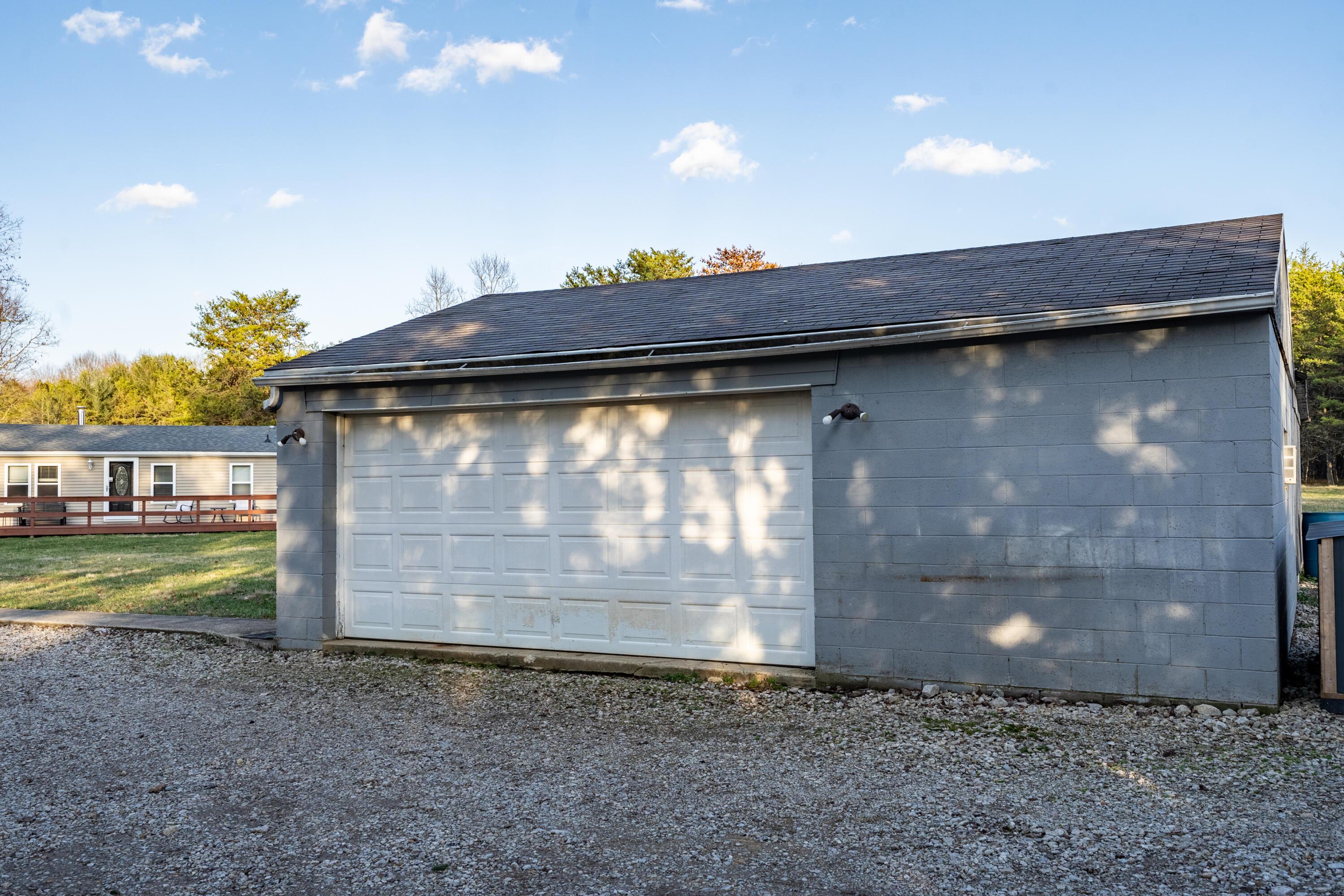 18596 Harble Griffith Road Logan, OH 43138 - Photo 29 of 31 18596 Harble Griffith Rd Exterior 001