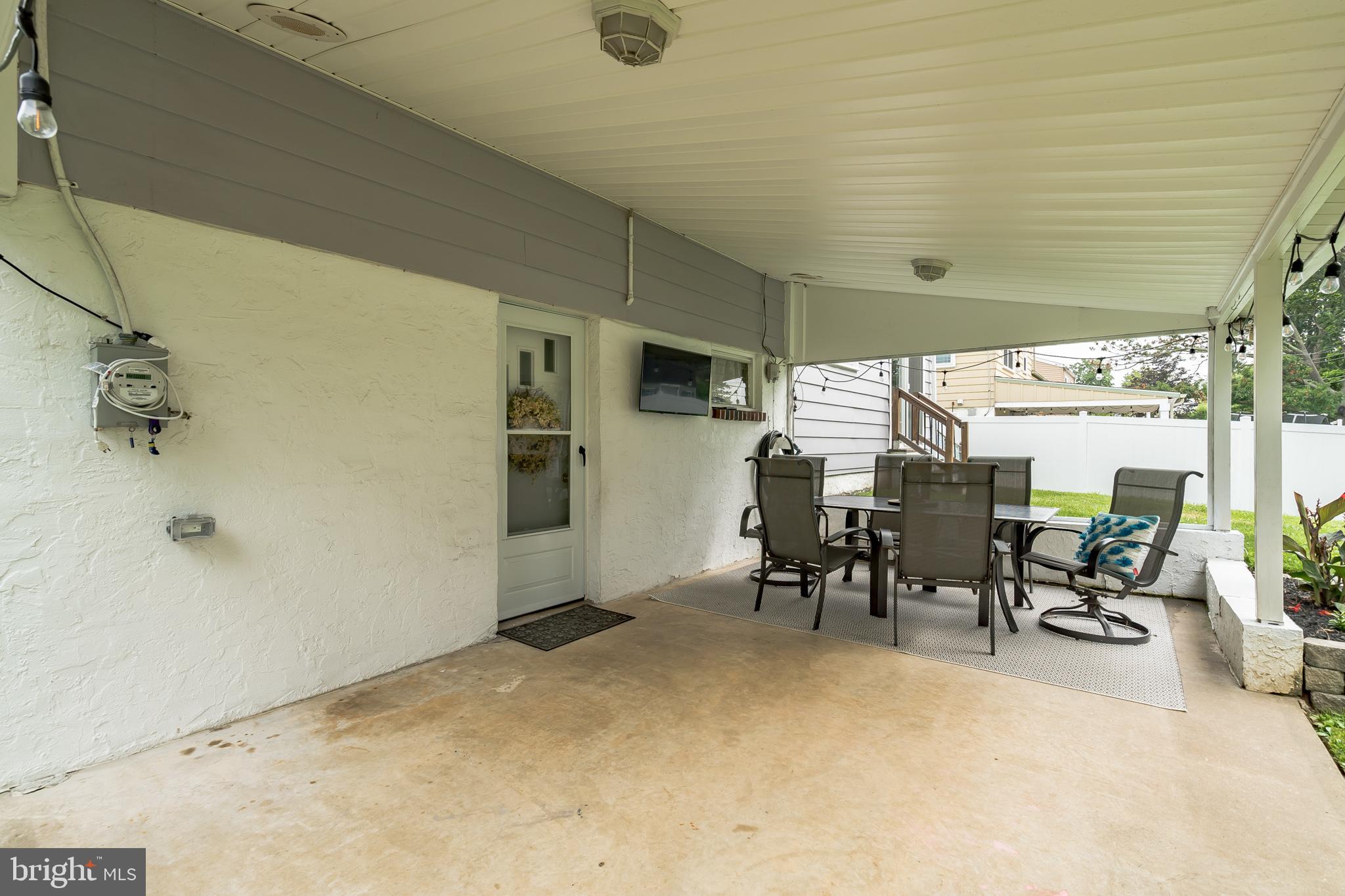406 Willard Road Hatboro, PA 19040 - Photo 21 of 29 Gallery Image 21