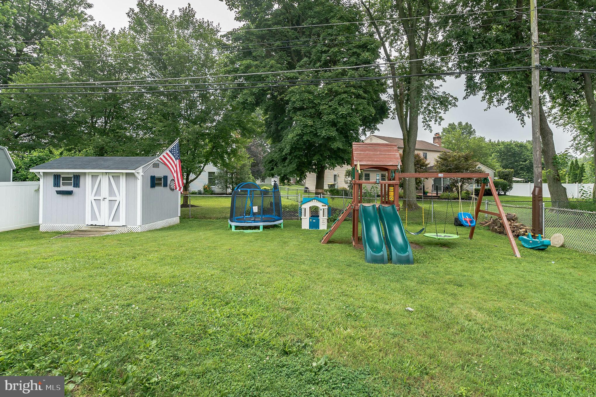 406 Willard Road Hatboro, PA 19040 - Photo 23 of 29 Gallery Image 23