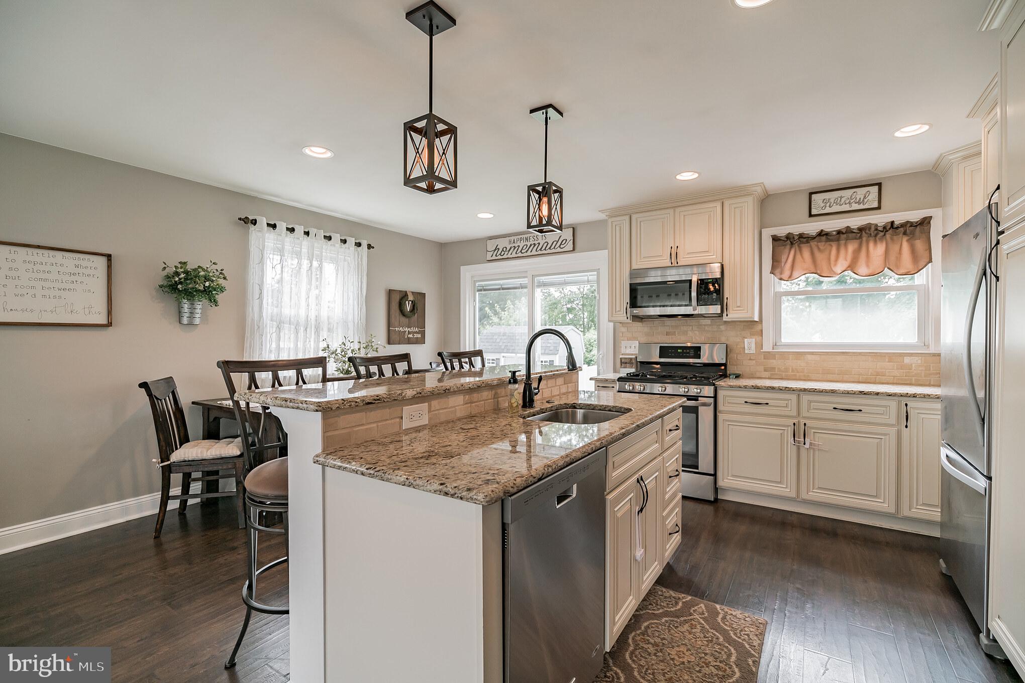 406 Willard Road Hatboro, PA 19040 - Photo 6 of 29 Gallery Image 6