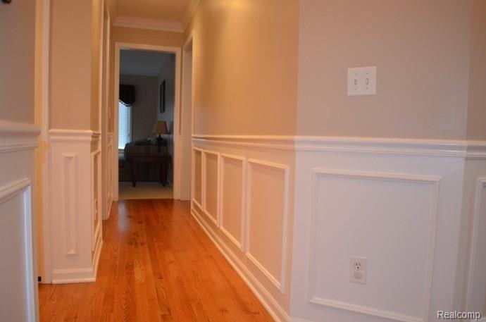 42023 Hunters Ridge Canton, MI 48188 - Photo 9 of 29