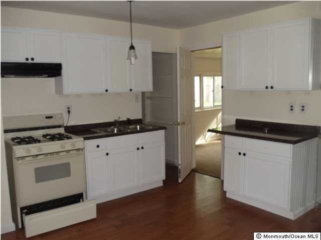 28 Annapolis Road Toms River, NJ 08757 - Photo 4 of 14 Additional Photo