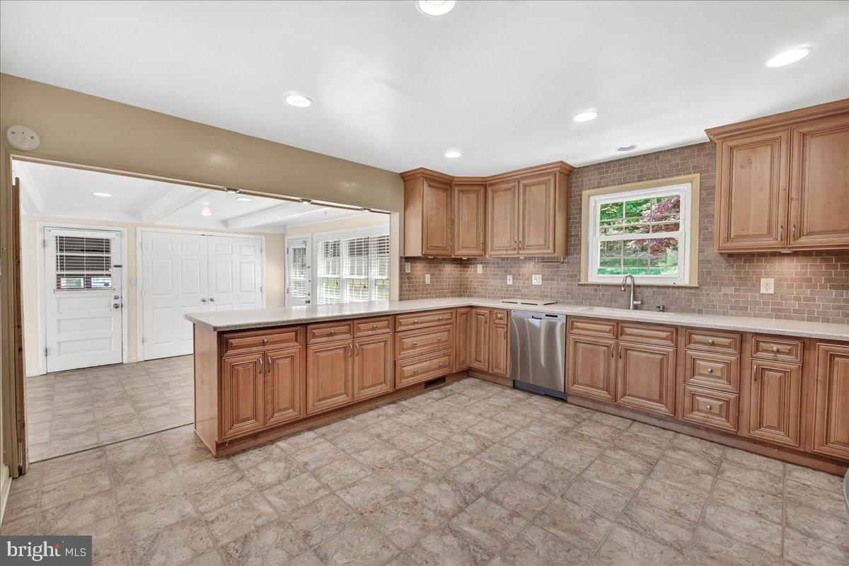 4113 Baker Valley Road Frederick, MD 21704 - Photo 10 of 51