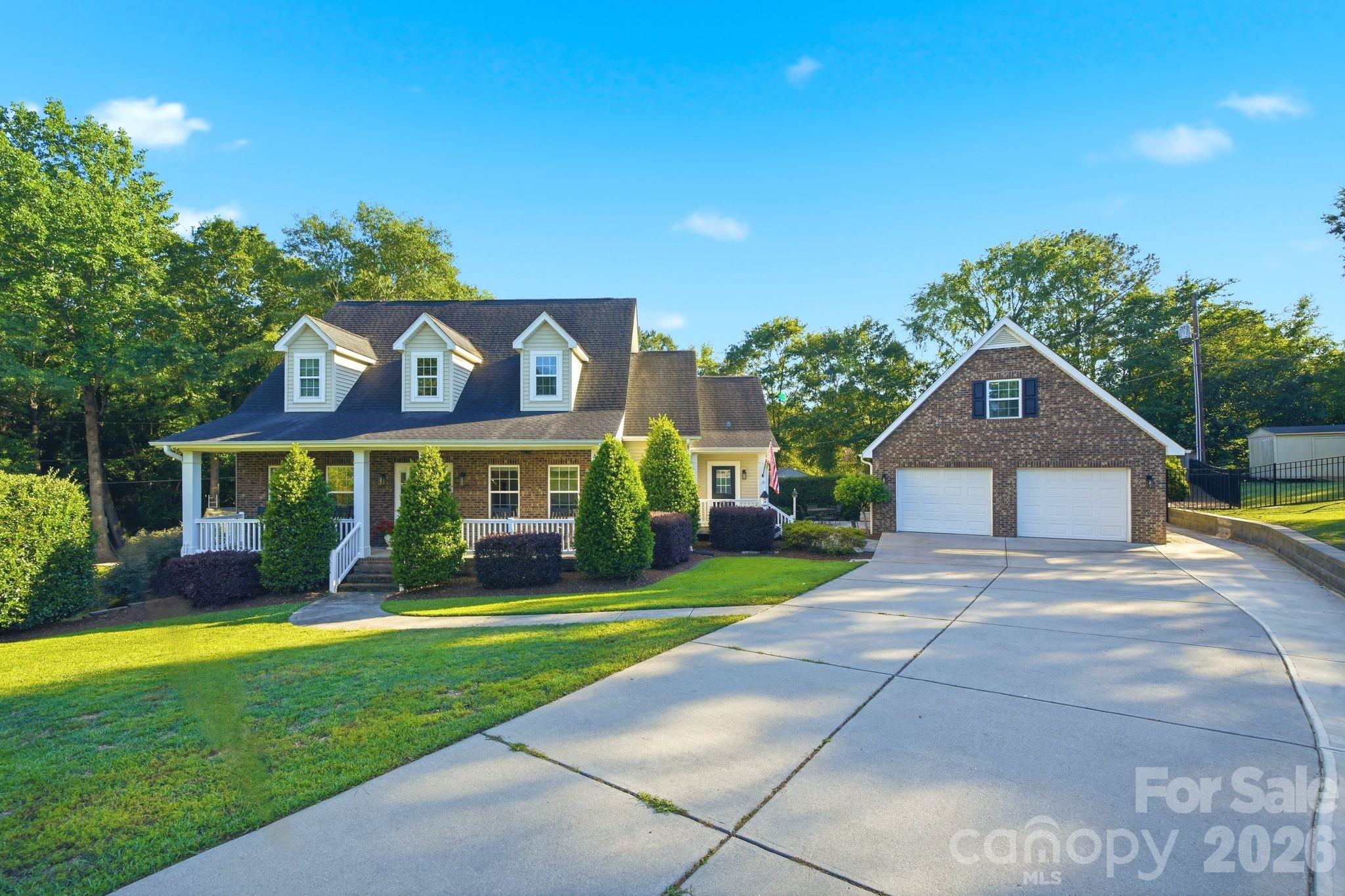 122 Friendfield Drive Fort Mill, SC 29715 - Photo 2 of 44