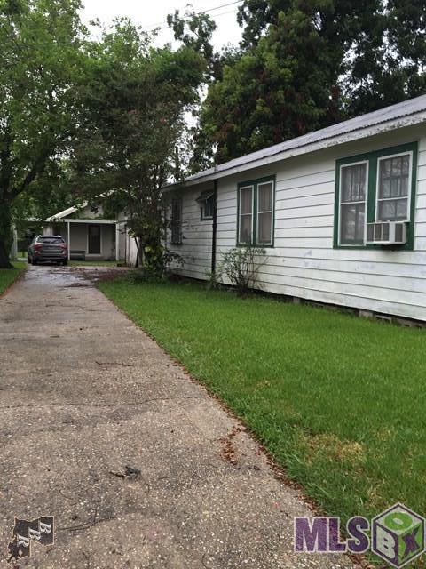 2441 River Road Berwick, LA 70342 - Photo 2 of 10 Driveway to 2441 Third Street