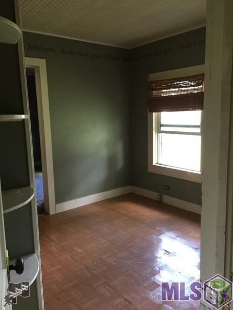 2441 River Road Berwick, LA 70342 - Photo 6 of 10 Bedroom1