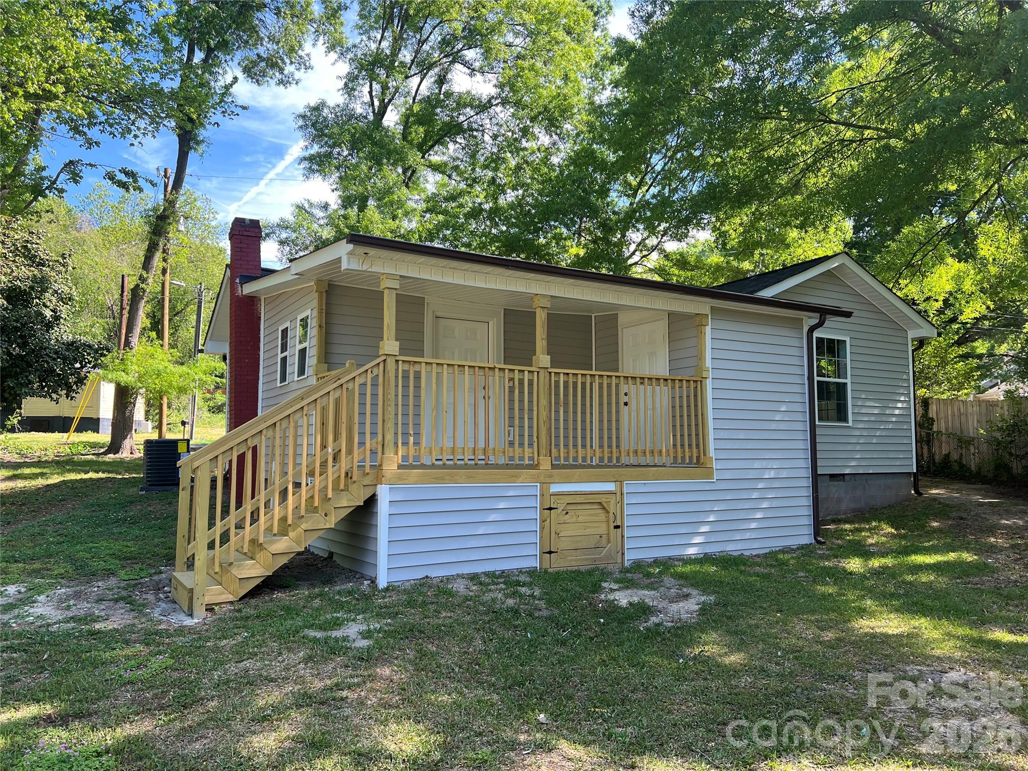 511 Murphy Street Kannapolis, NC 28081 - Photo 7 of 23 a view of a house with a yard