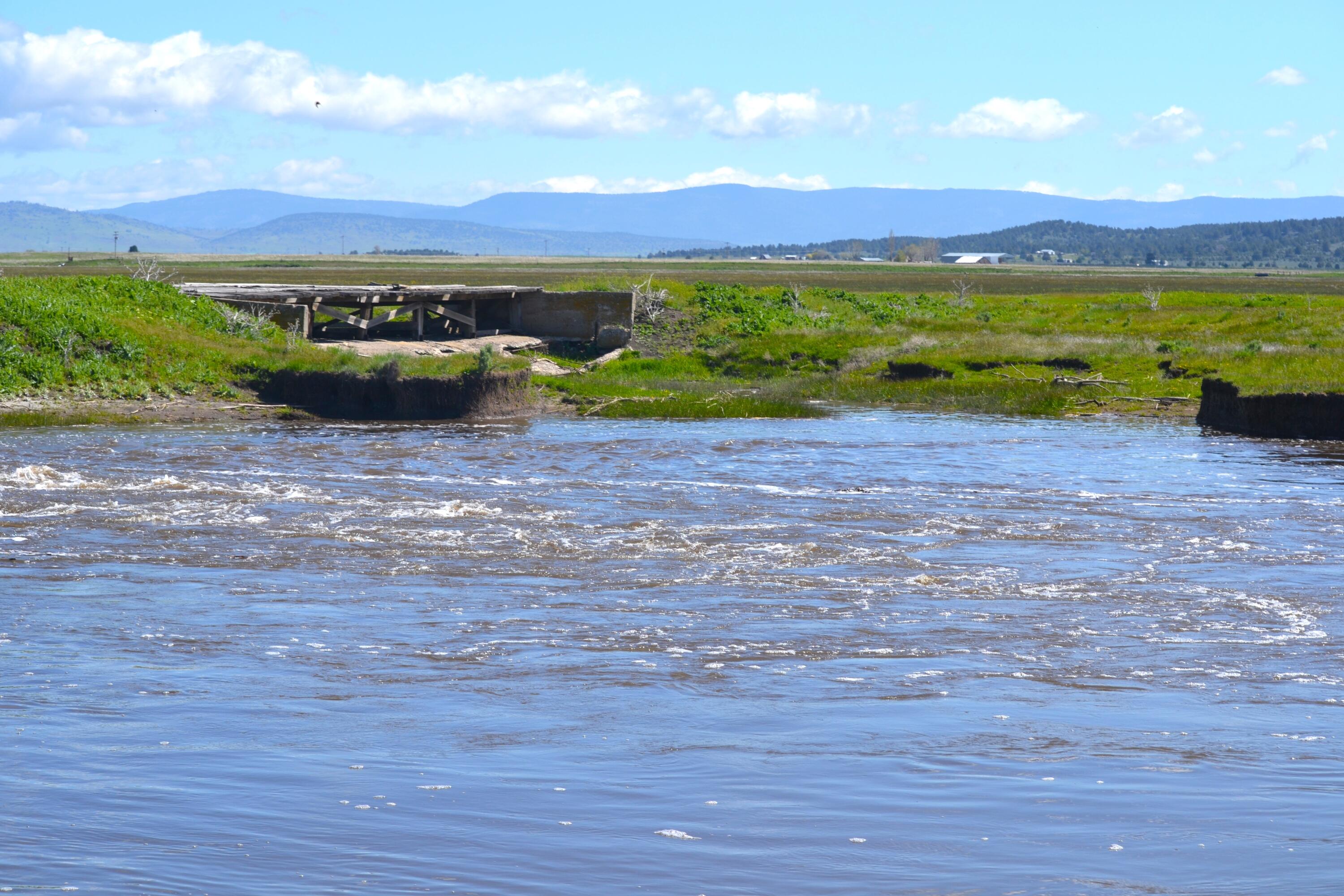 0 Punkin Center Road Bieber, CA 96009 - Photo 31 of 56 a view of an ocean and a mountain