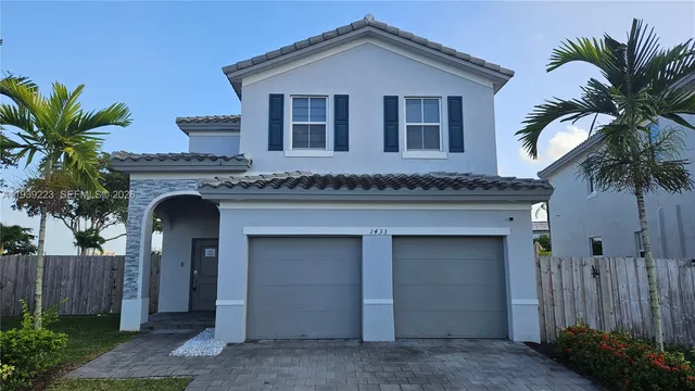 $579,900 | 1433 Southeast 27th Street, Homestead, FL 33035