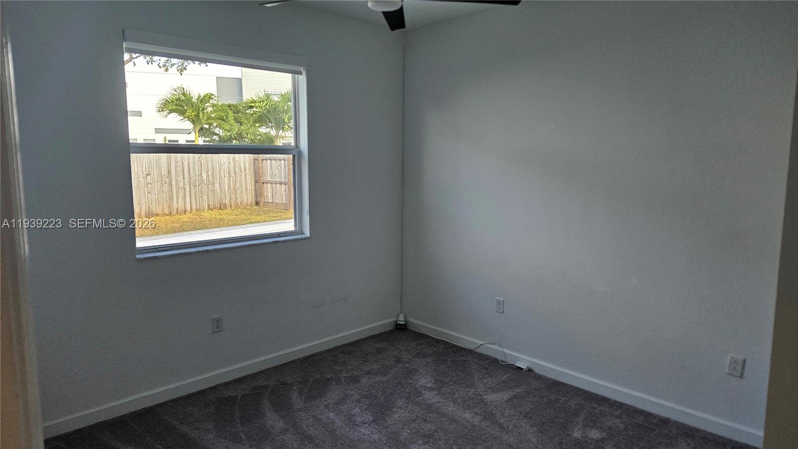 1433 Southeast 27th Street Homestead, FL 33035 - Photo 13 of 38