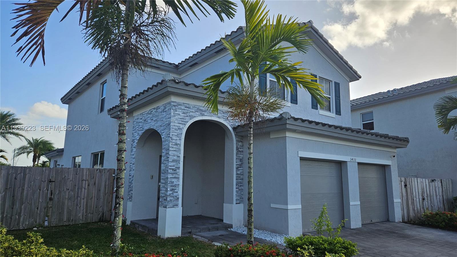1433 Southeast 27th Street Homestead, FL 33035 - Photo 2 of 38