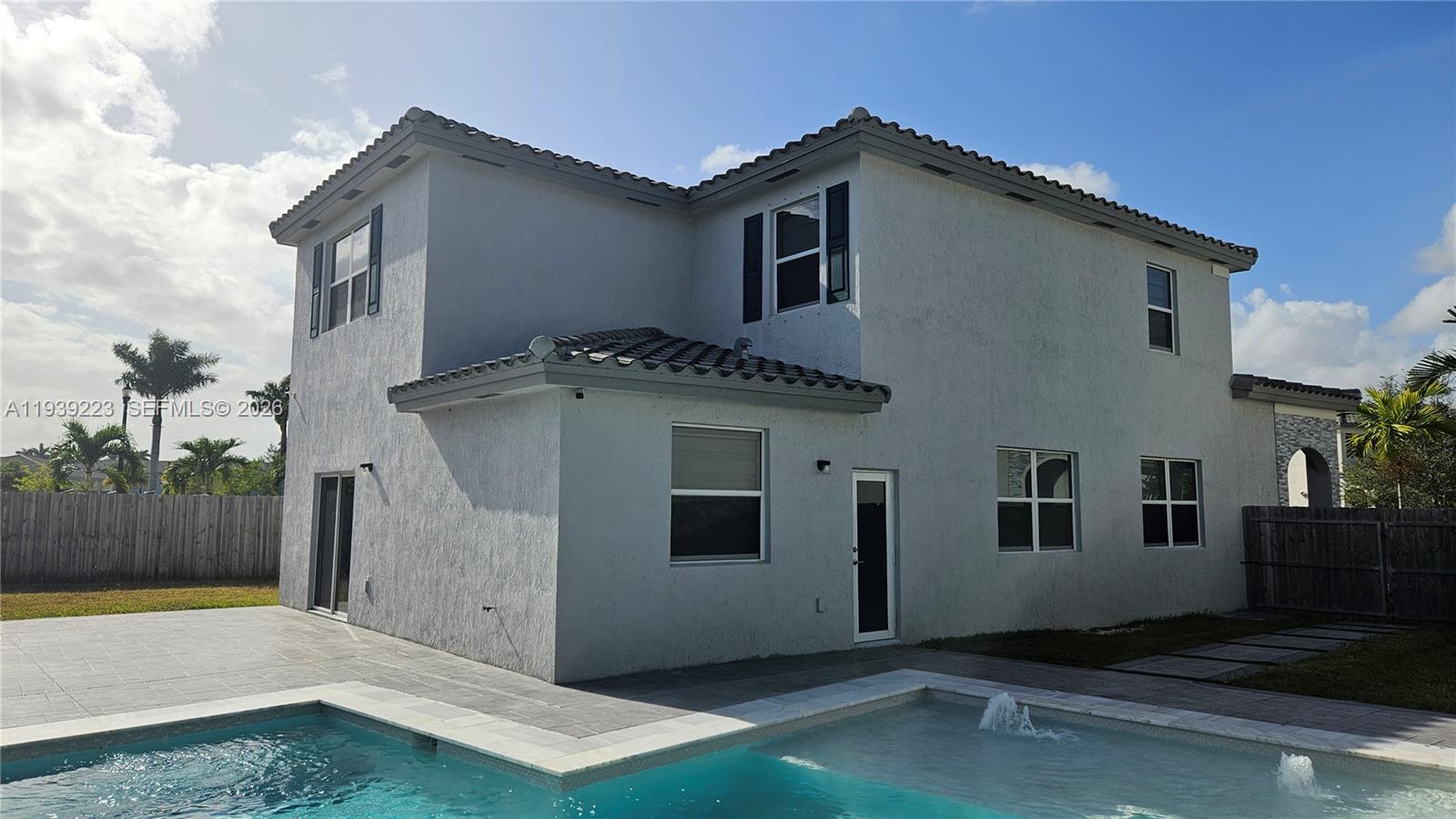 1433 Southeast 27th Street Homestead, FL 33035 - Photo 32 of 38