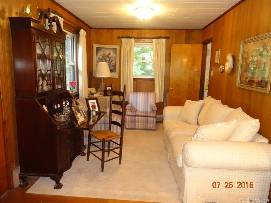 253 Bee Tree Road, Unit 253 Swannanoa, NC 28778 - Photo 11 of 17 Gallery Image 11