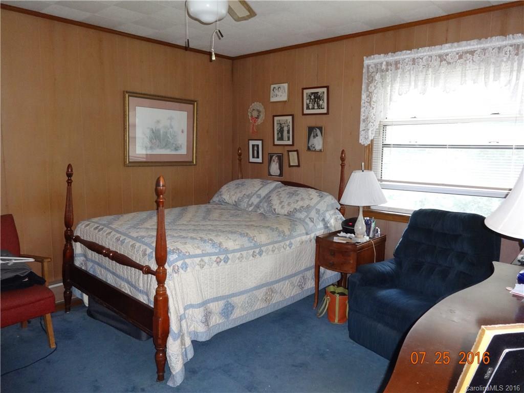 253 Bee Tree Road, Unit 253 Swannanoa, NC 28778 - Photo 14 of 17 Gallery Image 14