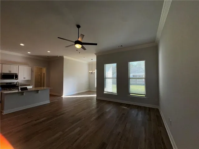 $2,150 | 42242 Blue Bay Drive, Ponchatoula, LA 70454