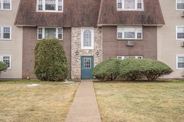 $260,000 | 180 Main Street, Unit F148, Bridgewater, MA 02324