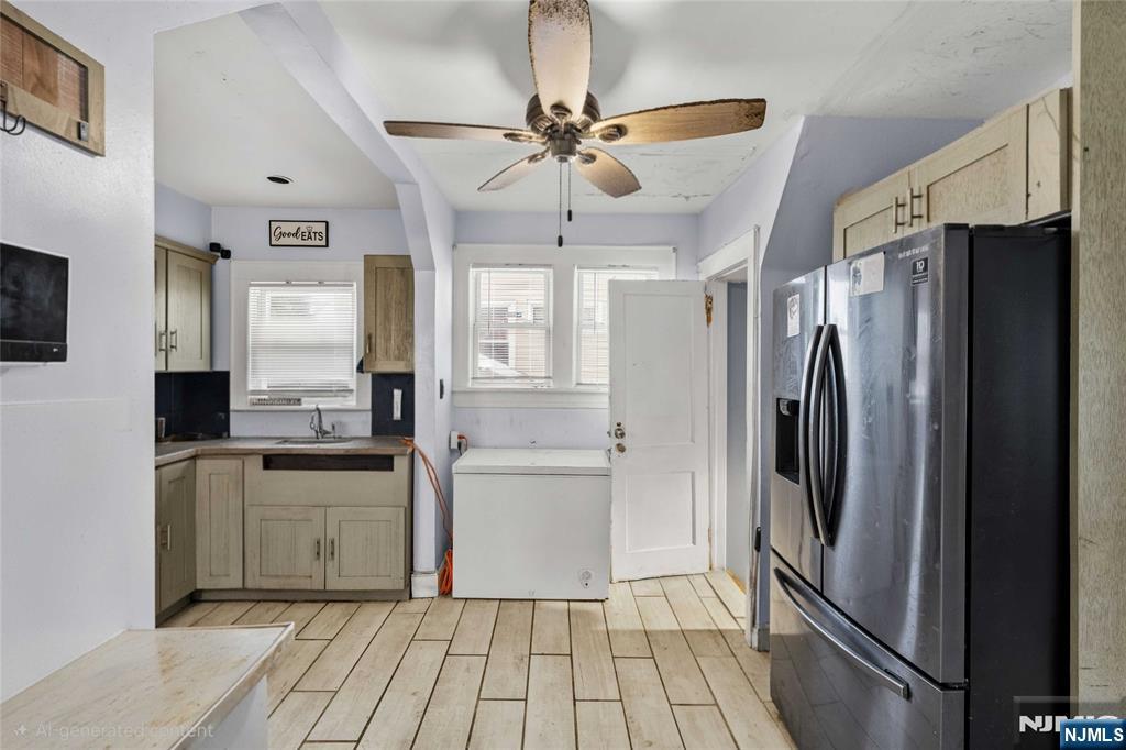 280 8th Avenue Paterson, NJ 07514 - Photo 11 of 34