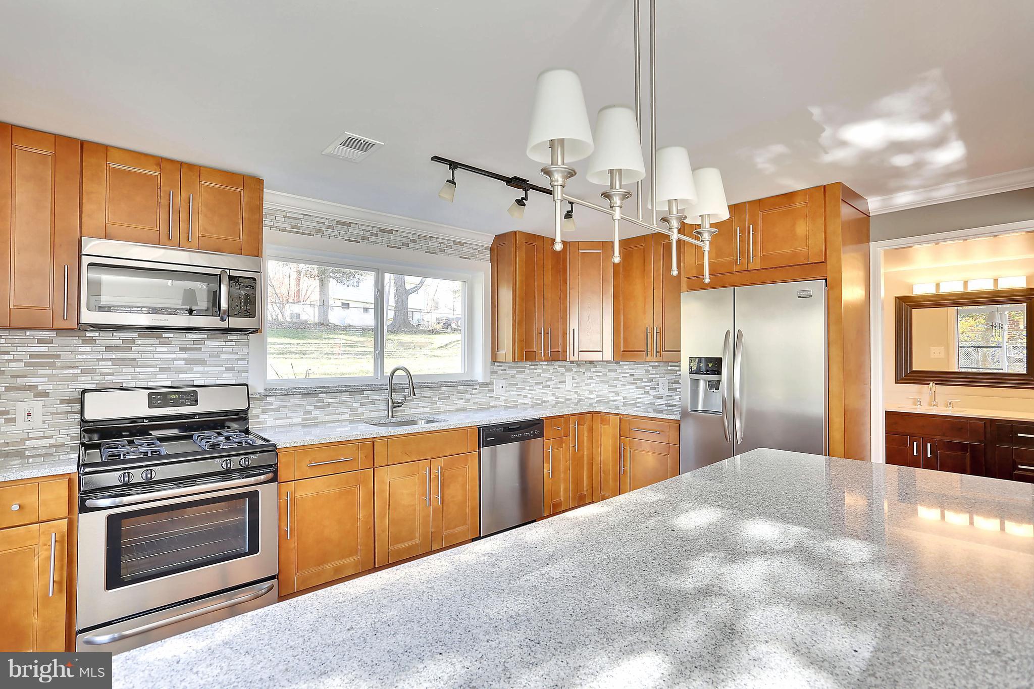 4005 Southend Road Rockville, MD 20853 - Photo 12 of 27 Kitchen