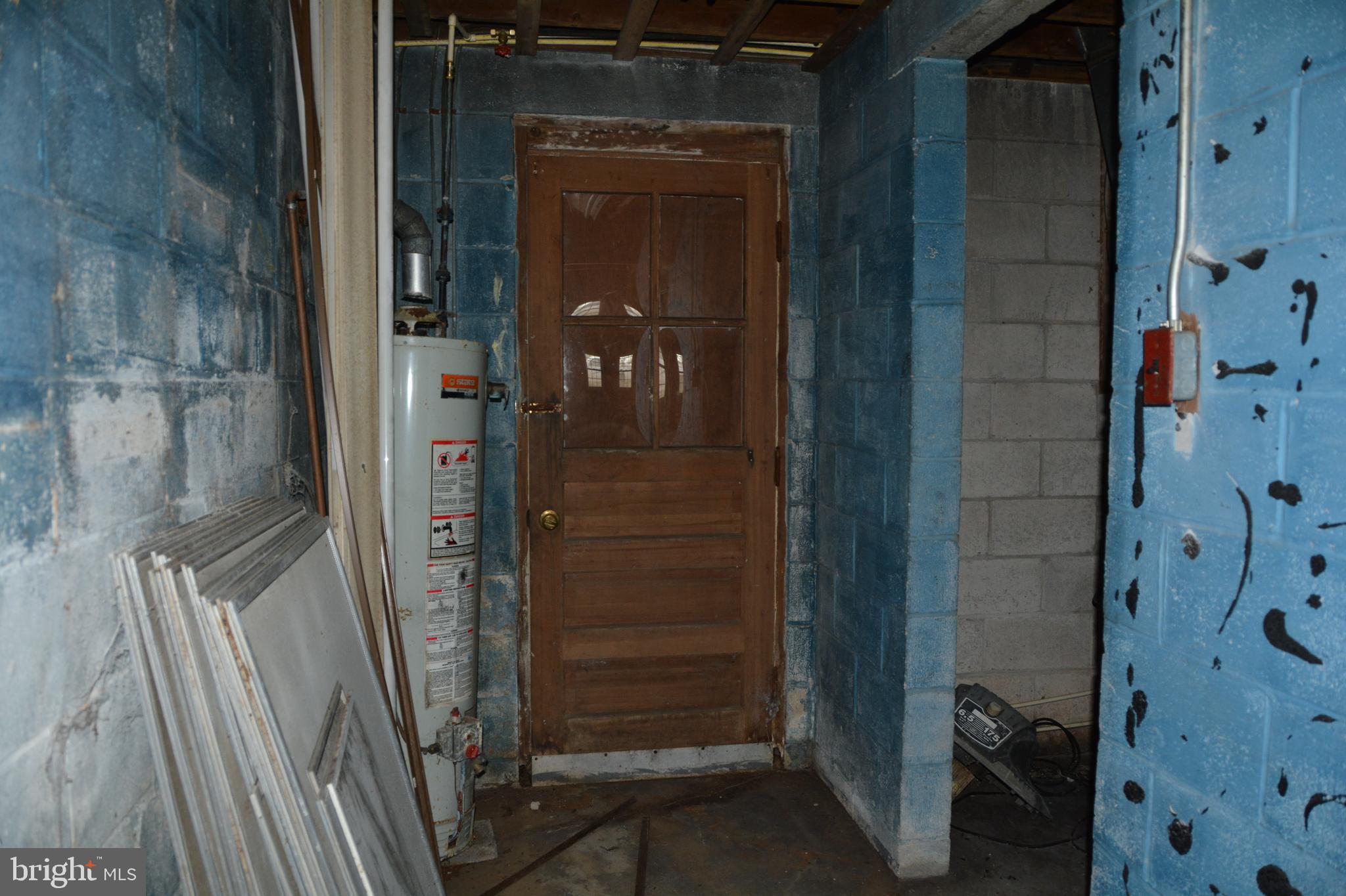 900 Coen Road Street, MD 21154 - Photo 14 of 16 Exit from lower level