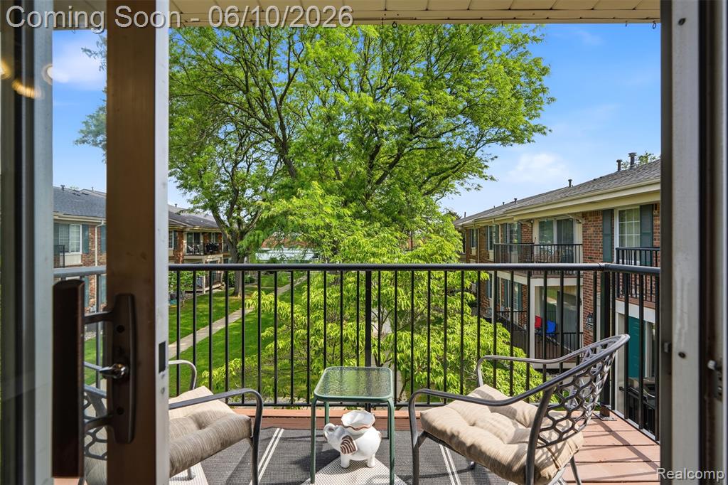 12042 15 Mile Road Sterling Heights, MI 48312 - Photo 13 of 25