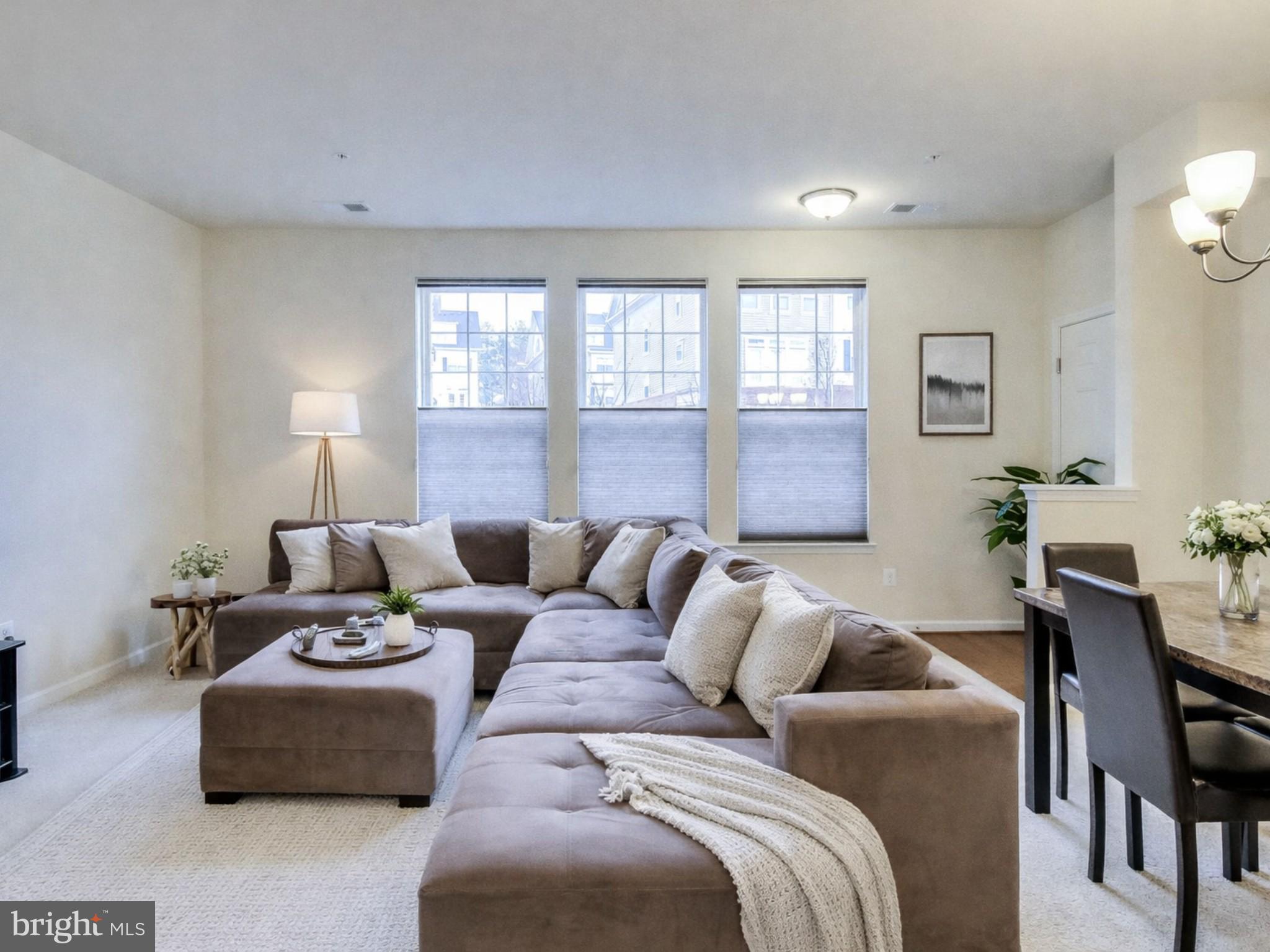 4847 Dane Ridge Circle, Unit 87 Woodbridge, VA 22193 - Photo 26 of 26 Open floor plan!