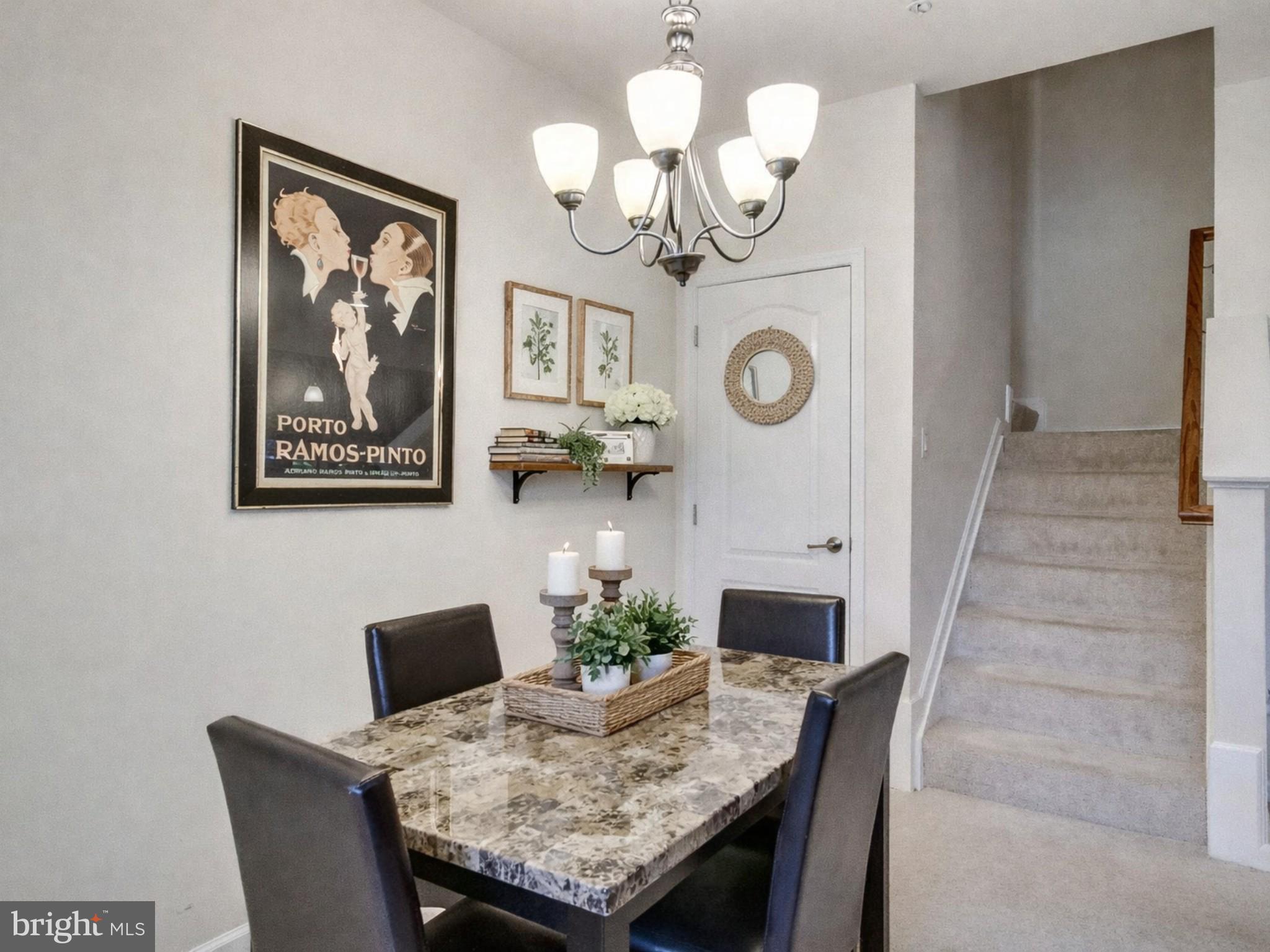 4847 Dane Ridge Circle, Unit 87 Woodbridge, VA 22193 - Photo 6 of 26 Separate dining room!