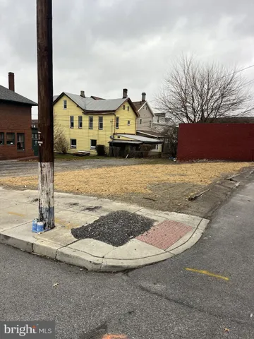 a view of a house with a snow