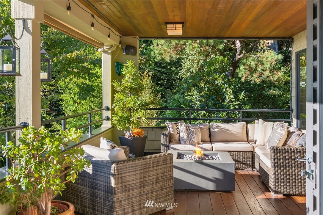 5223 Southwest Jacobsen Road Seattle, WA 98116 - Photo 27 of 40 Gallery Image 27