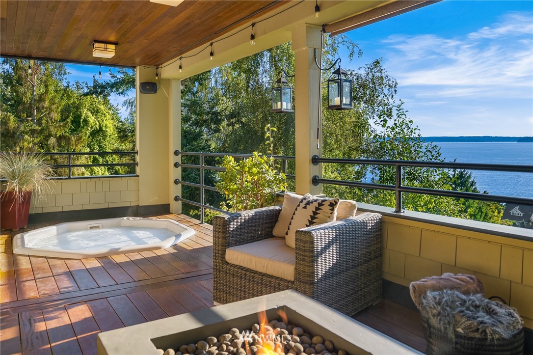 5223 Southwest Jacobsen Road Seattle, WA 98116 - Photo 28 of 40 Gallery Image 28