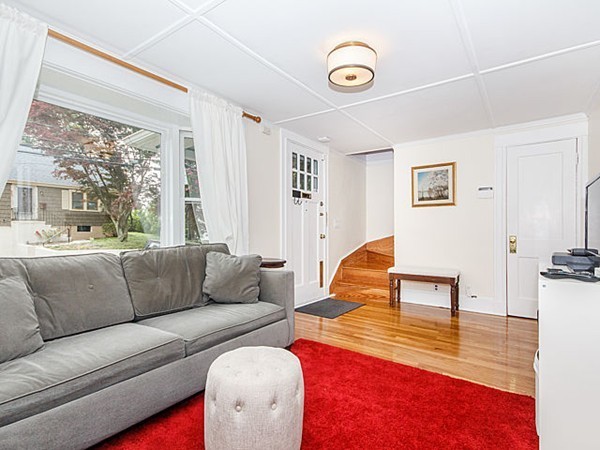 40 Sutherland Road Arlington, MA 02476 - Photo 7 of 20 Gallery Image 7