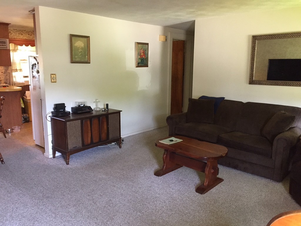 73 Spruce Road Norwood, MA 02062 - Photo 9 of 13 Gallery Image 9