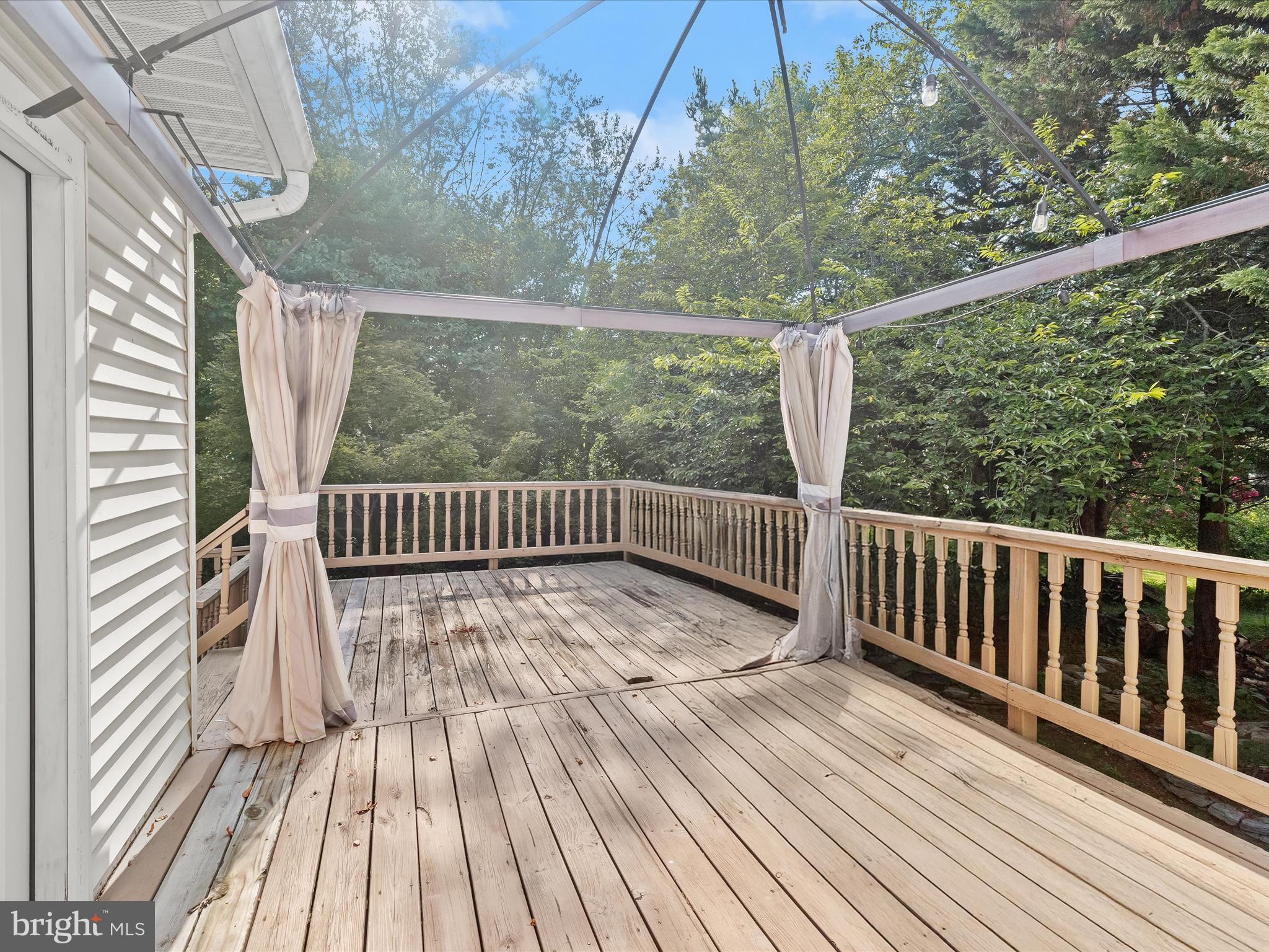 6611 Eider Court Frederick, MD 21703 - Photo 21 of 55 Deck off Family Room