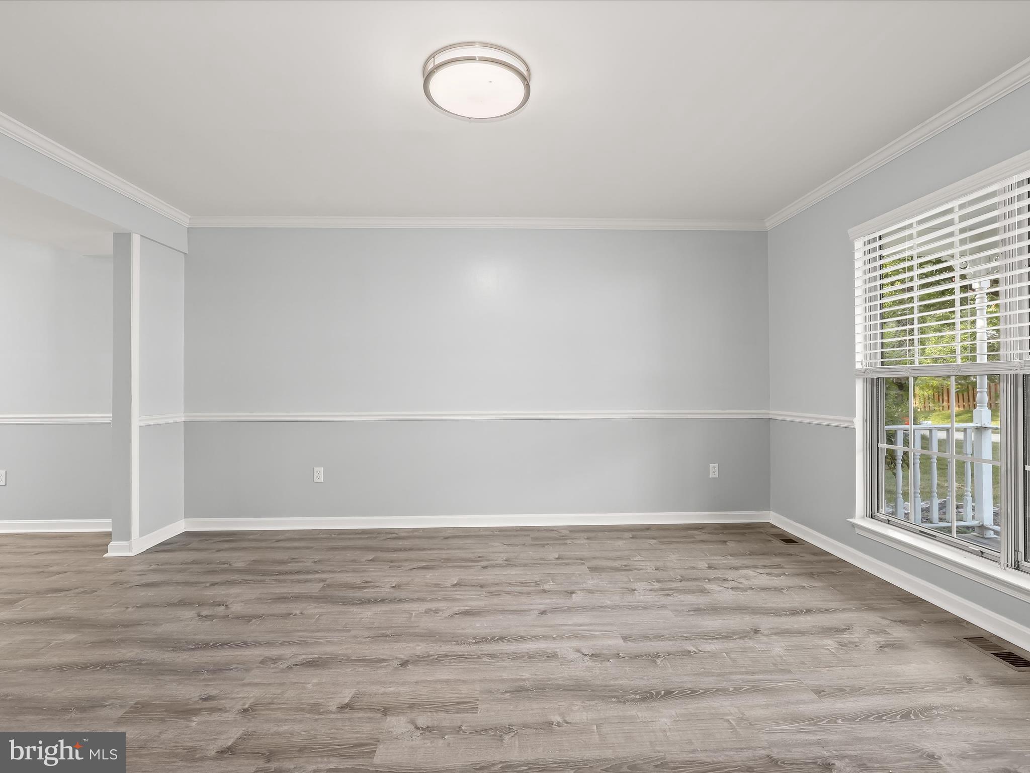 6611 Eider Court Frederick, MD 21703 - Photo 7 of 55 Living Room