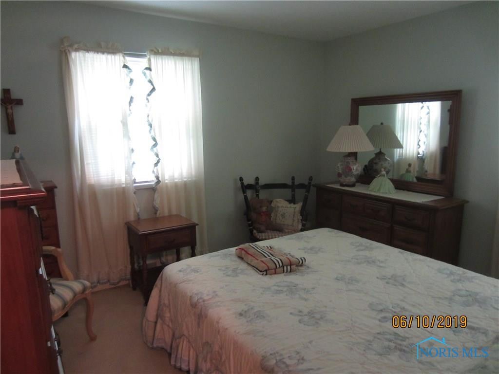 824 Hayes Road Toledo, OH 43615 - Photo 6 of 10 Gallery Image 6