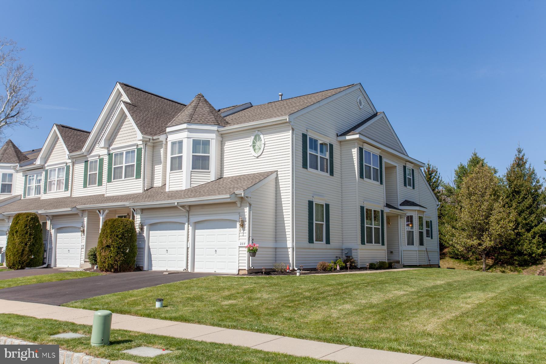 237 Coventry Road Chalfont, PA 18914 - Photo 1 of 35 Front