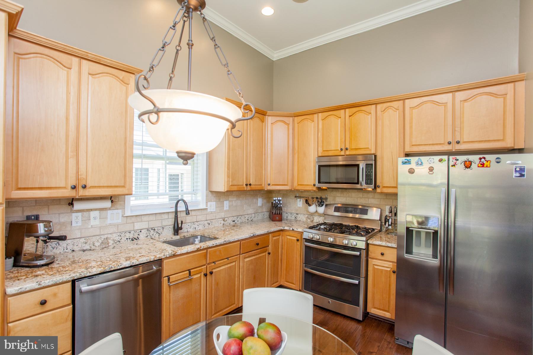 237 Coventry Road Chalfont, PA 18914 - Photo 14 of 35 Kitchen
