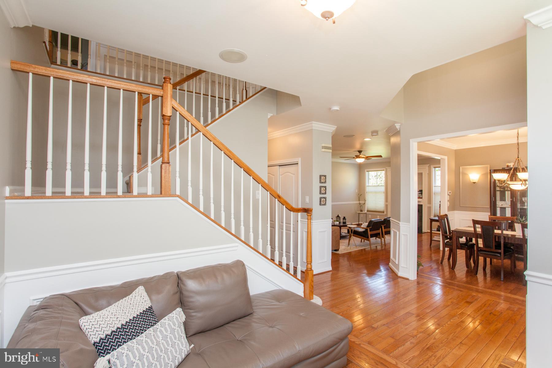 237 Coventry Road Chalfont, PA 18914 - Photo 5 of 35 Living Room
